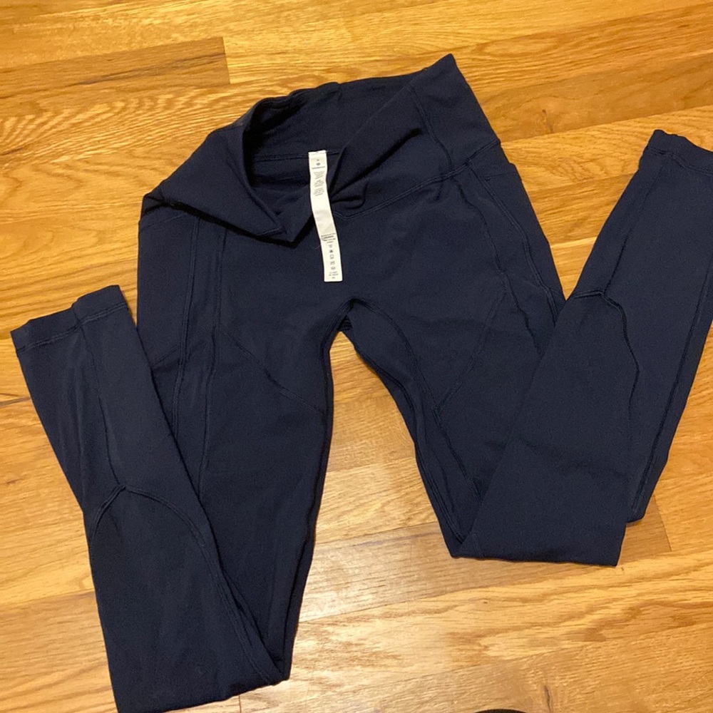 Navy Blue Luluemon size 6 pocket legging